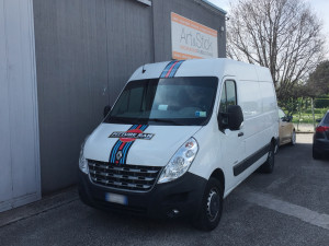 decorazione-renault-master-adesivi-stampa-digitale-martini