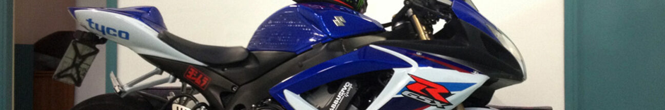 decorazione suzuki GSX-R 600 e casco replica Lorenzo decorazione suzuki GSX-R 600 e casco replica Jorge Lorenzo