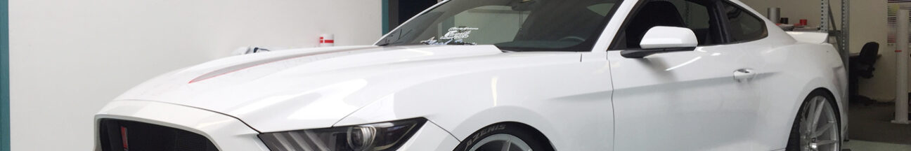 ford mustang white stripes