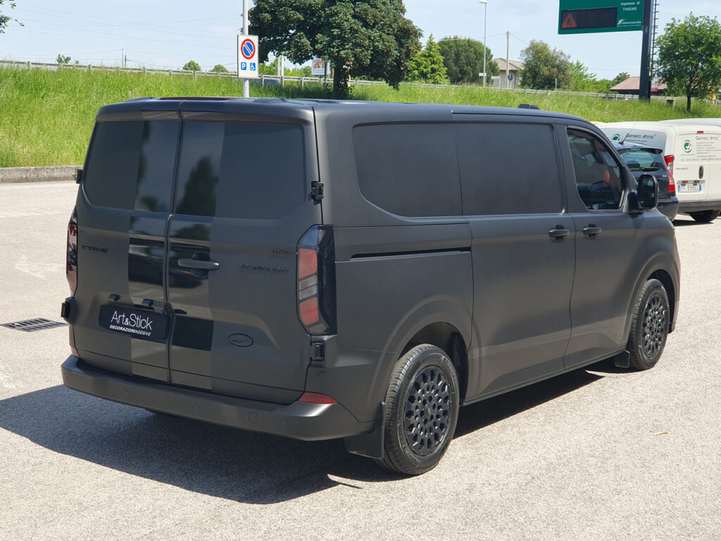 ford transit nero opaco stripes fari vetri oscurati