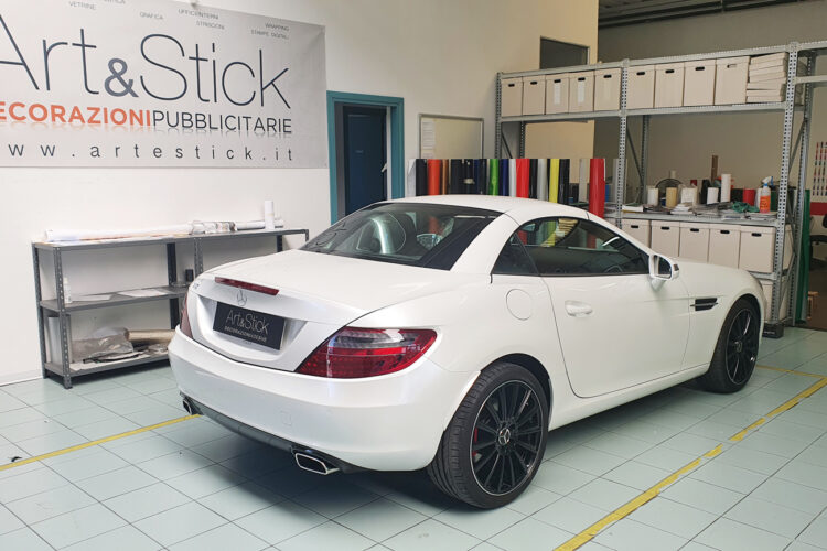 mercedes slk car wrapping avery bianco perlato lucido fari oscurati 1