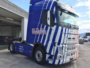 motrice volvo camion-decorazione-cast-prespaziati-trn 2