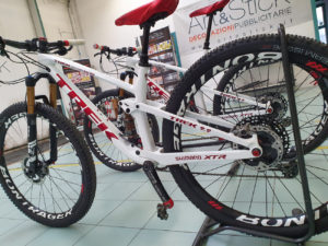 personalizzazione bici trek 9.9