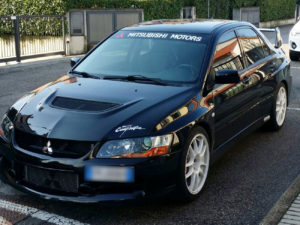 personalizzazione mitsubishi lancer evo parasole