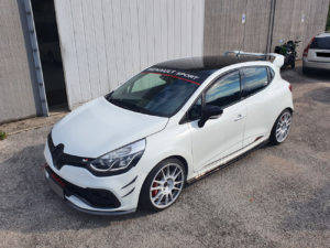 personalizzazione renault clio rs tetto pellicola nera lucida wrapping