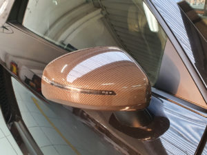 personalizzazione rivestimento car wrapping audi r8 pellicola carbonio
