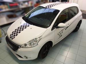 peugeot 208 stripes striscia