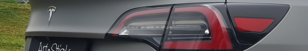 wrapping-cambio-colore-tesla model 3 grigio metallizzato opaco avery swf